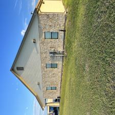 Transforming-the-Facade-of-a-Prominent-Robstown-TX-Building-with-Expert-Washing 1